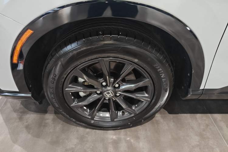 Used Honda CR-V 2024 2.0L eHEV Two-Wheel Drive Smart Edition Left Front Wheel Hub