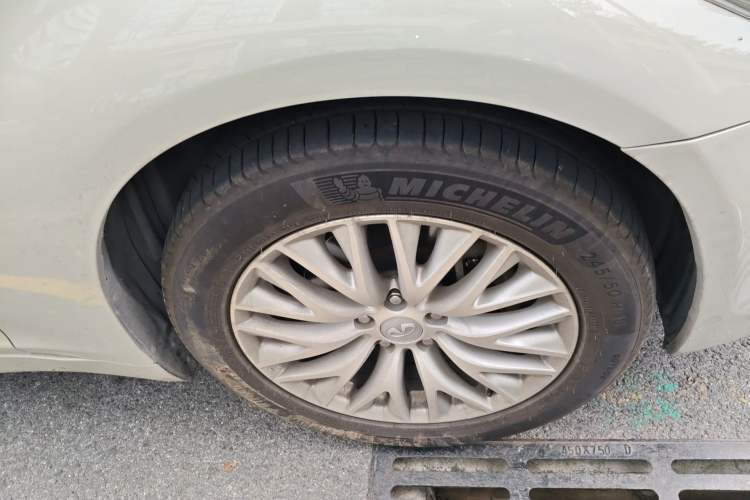 Used Infiniti M Series 2012 M25L Luxury Edition