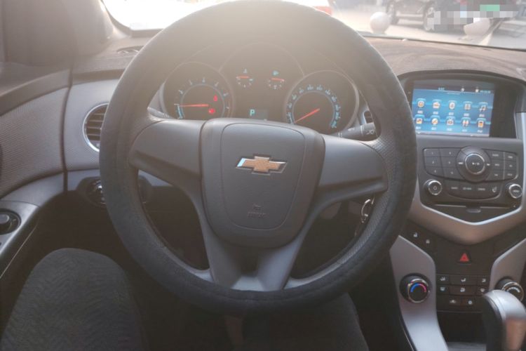 Used Chevrolet Cruze 2013 1.8L SE AT
