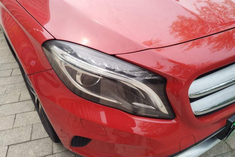 Used Mercedes-Benz GLA 2016 GLA 220 4MATIC Fashion Edition Right Front Headlight