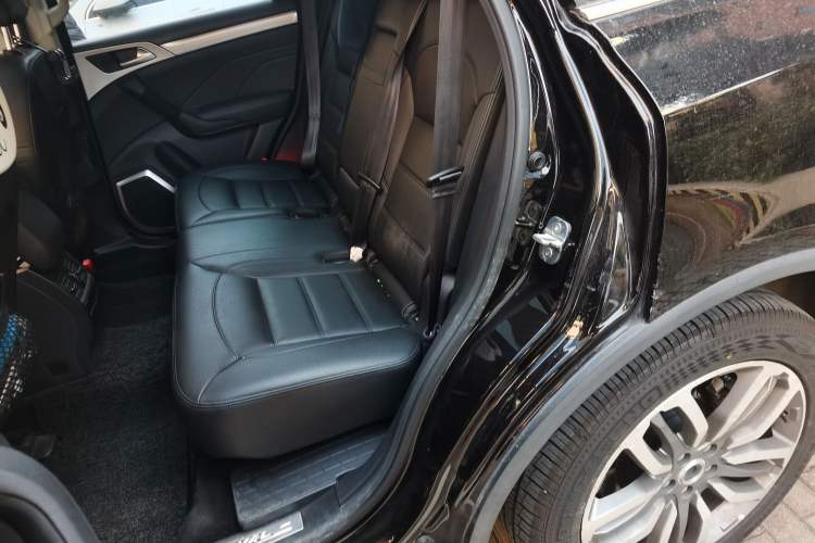 Used Haval H7 2017 Red-Label H7L 2.0T Automatic Luxury Model Left Rear Seat