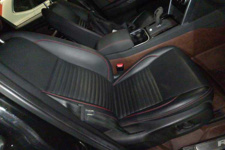 Used Land Rover Discovery Sport 2021 249 PS R-Dynamic SE Performance Tech Edition 5 Seats
