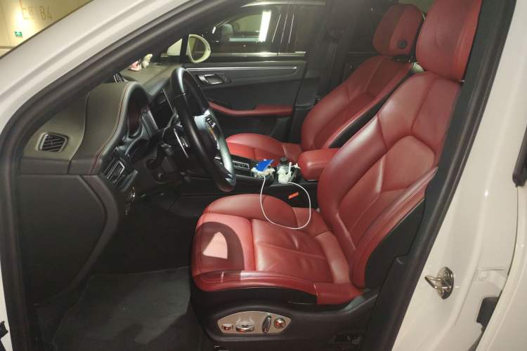 Used Porsche Macan 2022 Macan 2.0T
