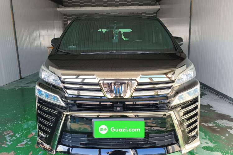 Used Toyota Vellfire 2021 Crown Dual-Engine 2.5L HV Supreme Edition
