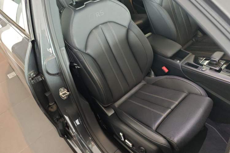 Used Audi A4L 2024 40 TFSI quattro RS Performance Package Right Front Seat