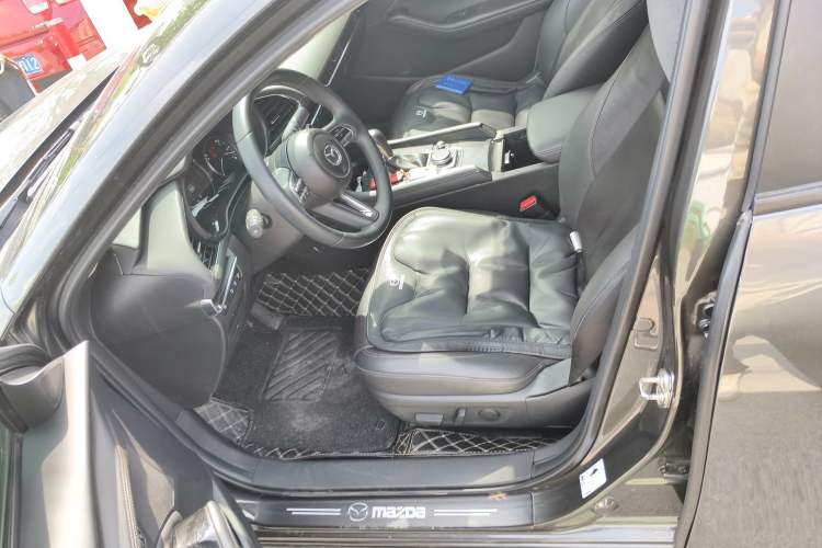 Used Mazda 3 Axela 2023 2.0L Automatic ZhiZhen Edition Left Front Seat