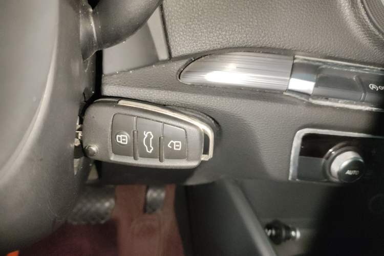 Used Audi A3 2014 Limousine 35 TFSI Automatic Comfort Model