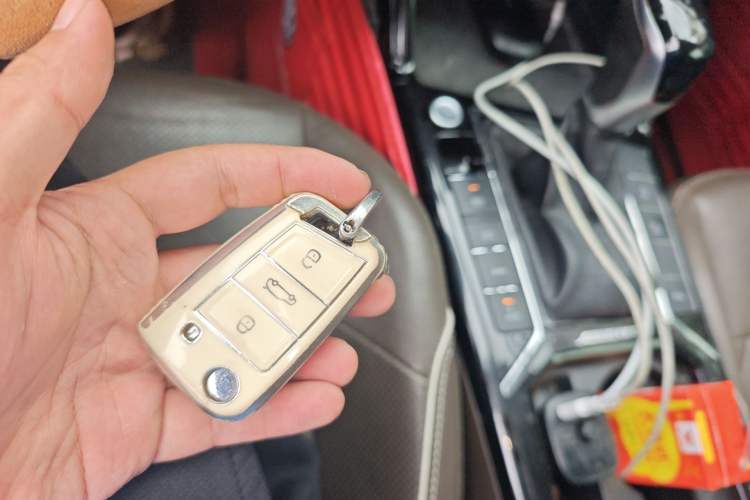 Used Volkswagen Passat New Energy 2019 430 PHEV Hybrid Luxury Edition Vehicle Key