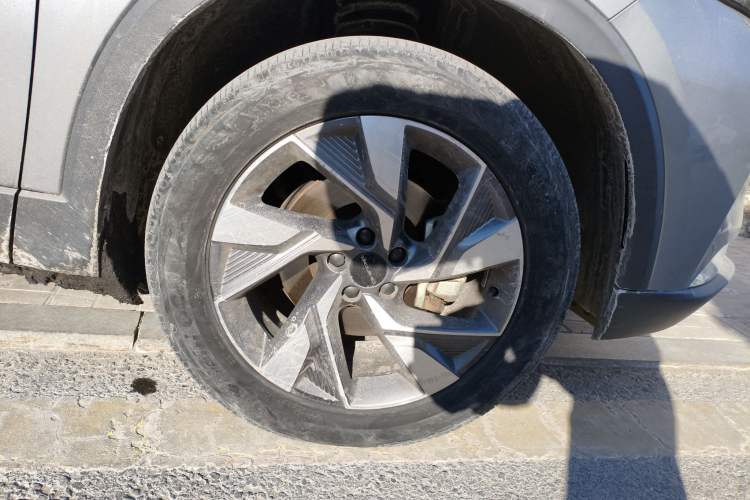 Used BAIC Beijing X7 2020 1.5TD DCT Trendy Edition Right Front Wheel Hub