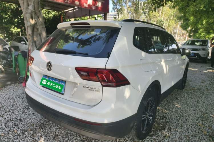 Used Volkswagen Tiguan L 2020 330TSI Automatic Two-Wheel Drive Luxury Edition China VI Standard
