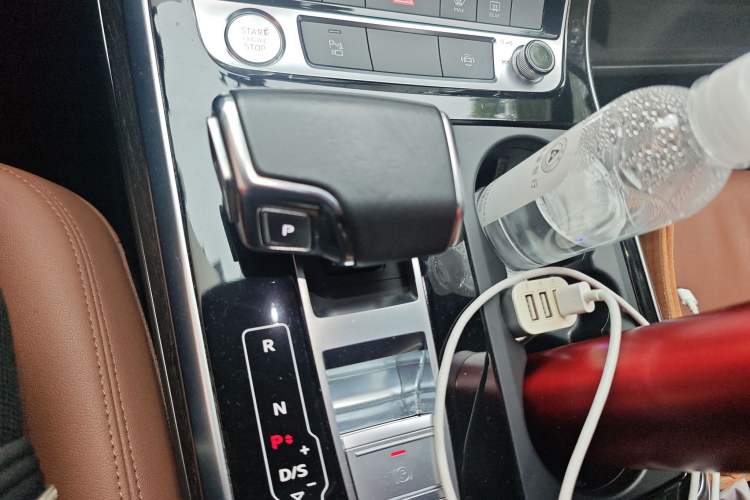 Used Audi Q7 2020 55 TFSI quattro S line sports model