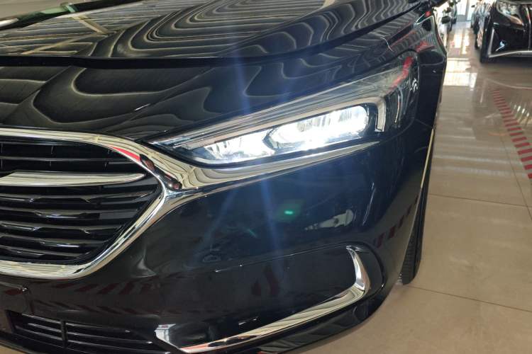 Used Buick LaCrosse 2022 552T Luxury Version