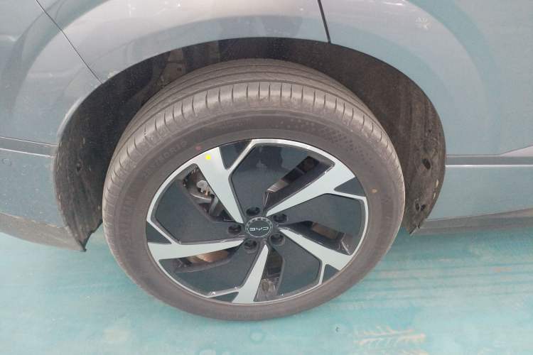 Used BYD Sealion 06 New Energy 2025 Model EV 605 Navigation Pro Edition
