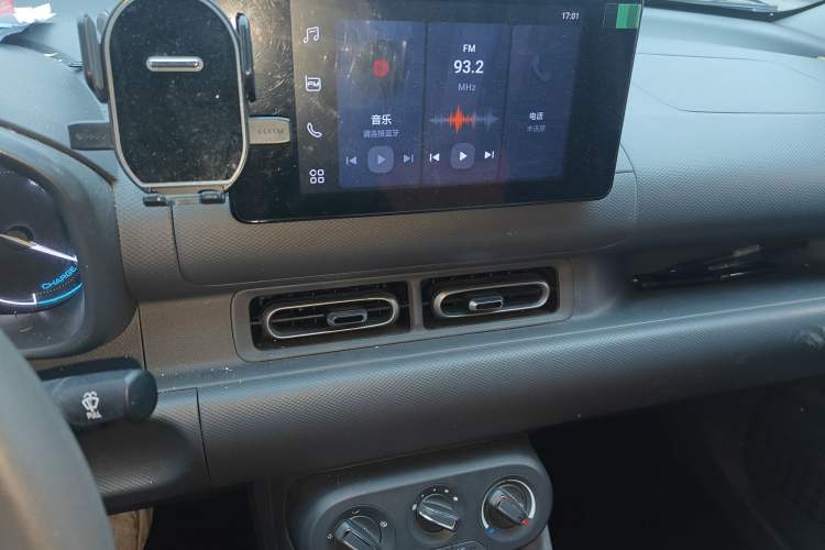 Used Wuling Hongguang New Energy 2024 All-Electric Model 300KM Standard Version