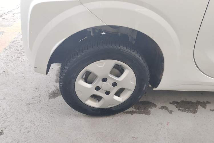 Used Roewe Clever 2021 302km All-Round Version Right Rear Wheel Hub