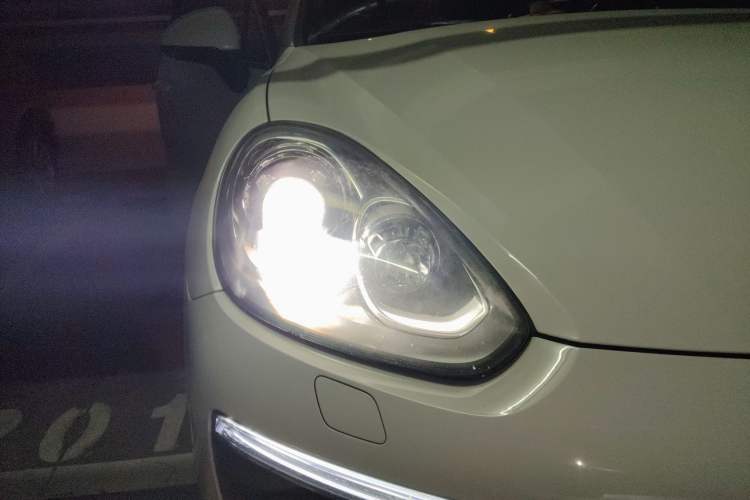 Used Porsche Cayenne E-Hybrid 2015 Cayenne S E-Hybrid 3.0T
