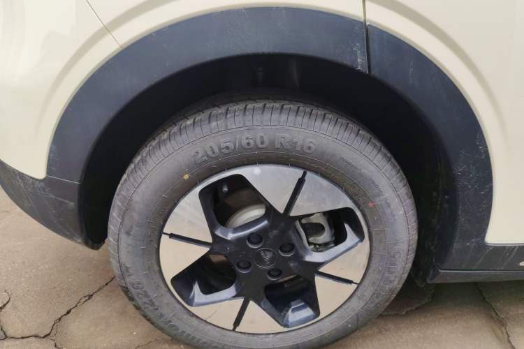 Used Geely Galaxy Geome 2025 UP 410km Exploration+ Edition