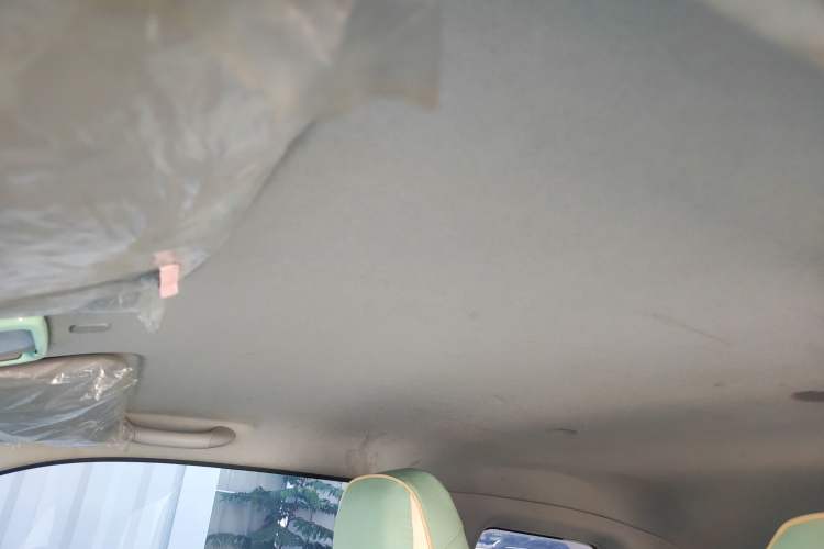 Used Chery QQ Ice Cream 2022 170km Sundae Phosphate Lithium-Ion