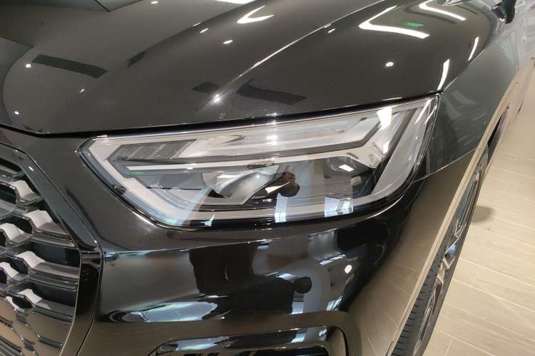 Used Audi Q5L 2024 45 TFSI Luxury Dynamic Model Left Front Headlight