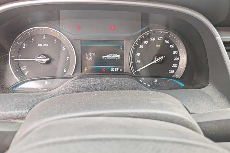 Used Buick GT 2018 15T Dual-Clutch Elite Model China V Standard Odometer Close Up