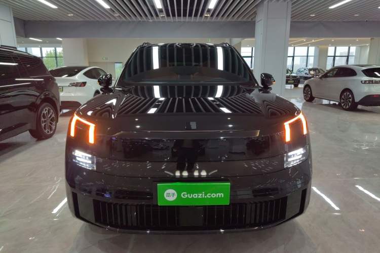 Used Lynk & Co 900 2025 2.0T Ultra Front