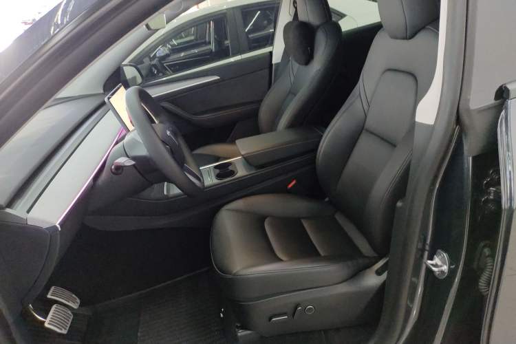 Used Tesla Model Y 2024 Rear-Wheel-Drive Version