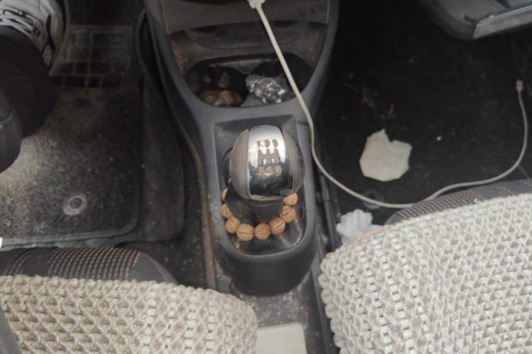 Used Nissan Livina 2008 JINRUI 1.6L Manual Standard Edition Gear Lever