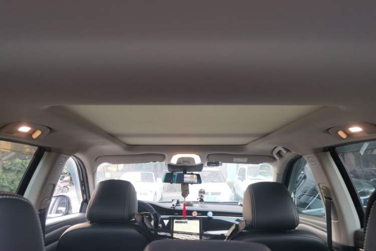 Used Venucia Star 2020 260T Automatic 48V Mild Hybrid Turbocharged Star Edition Headliner