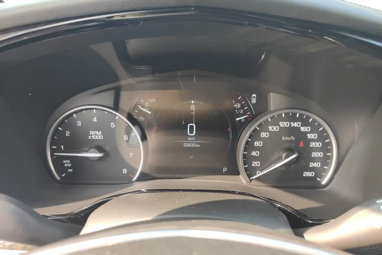 Used Cadillac XT5 2018 25T Luxury Model