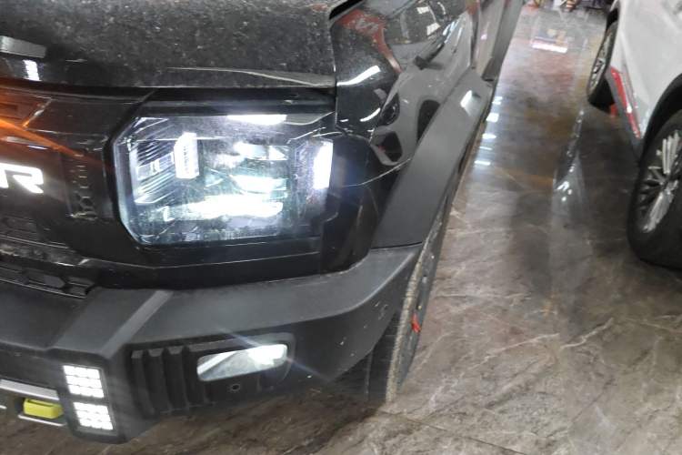 Used JETOUR Traveler 2023 2.0T All-Wheel Drive CrossPRO+ Left Front Headlight