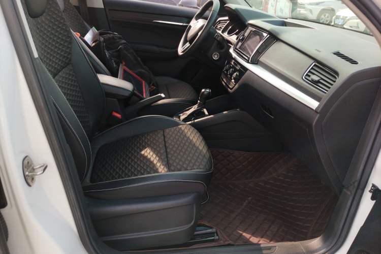 Used Skoda Kamiq 2018 1.5L Automatic Comfort Edition China VI Standard Right Front Seat