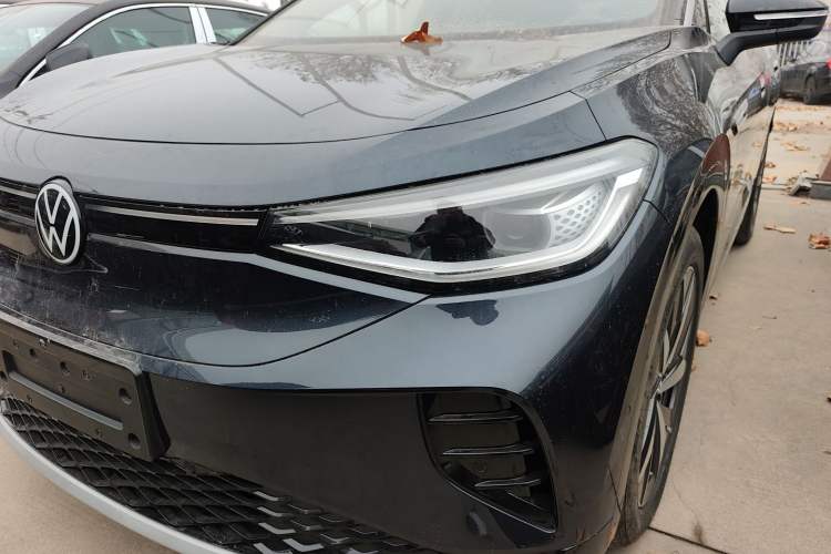 Used Volkswagen ID.4 CROZZ 2024 Facelifted PRO