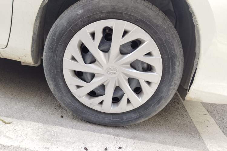 Used Toyota Vios 2022 1.5L CVT Active Drive CARE Edition Right Front Wheel Hub