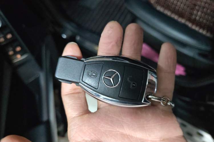 Used Mercedes-Benz GLK-Class 2015 GLK 260 4MATIC Dynamic Edition Ultimate Version Vehicle Key