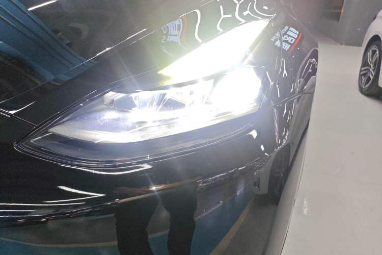 Used Tesla Model Y 2022 Rear-Wheel-Drive Version
