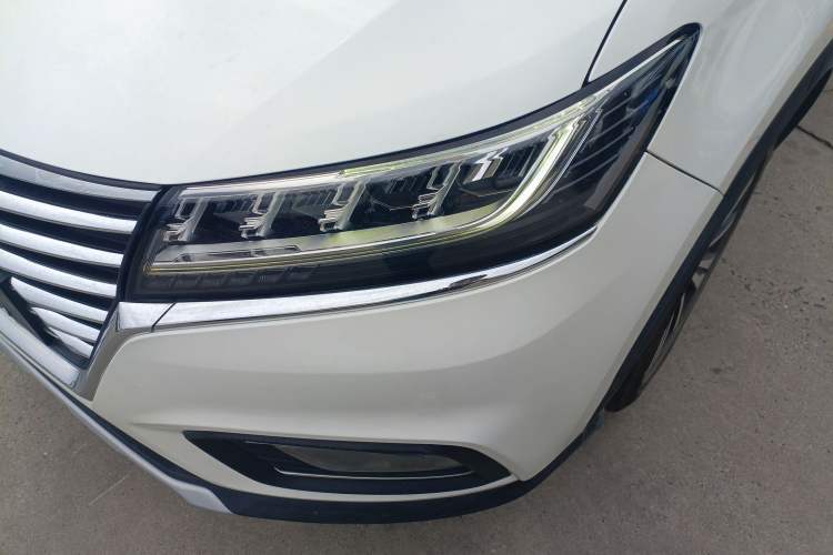 Used Roewe RX5 New Energy 2017 eRX5 50T Hybrid Connected Prestige Flagship Edition Left Front Headlight