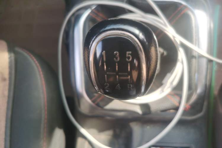 Used CHANGAN OSHAN X70A 2018 1.5L Manual Comfort Model
