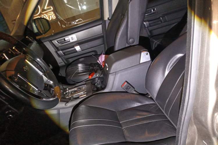 Used Land Rover Discovery 2015 3.0 SC V6 HSE
