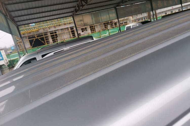 Used Jinbei Hiace X30 2023 1.5L Super-Comfortable Passenger Van 5/6/7-Seater Non-Air-Conditioned Version Model SWC15M