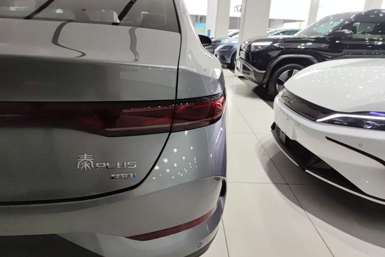 Used BYD Qin PLUS 2025 EV Smart Drive Edition 510KM Leading Model Exterior 3