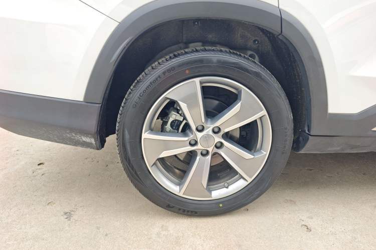 Used Geely Auto Haoyue L 2024 2.0T DCT Prestige Version Right Rear Wheel Hub