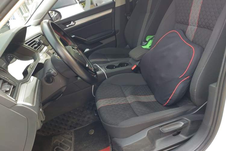 Used Volkswagen Lamando 2019 230TSI DSG Fashion Edition China VI Left Front Seat