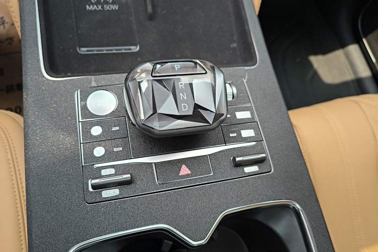 Used BYD Song L DM-i 2024 160km Beyond Edition Gear Lever