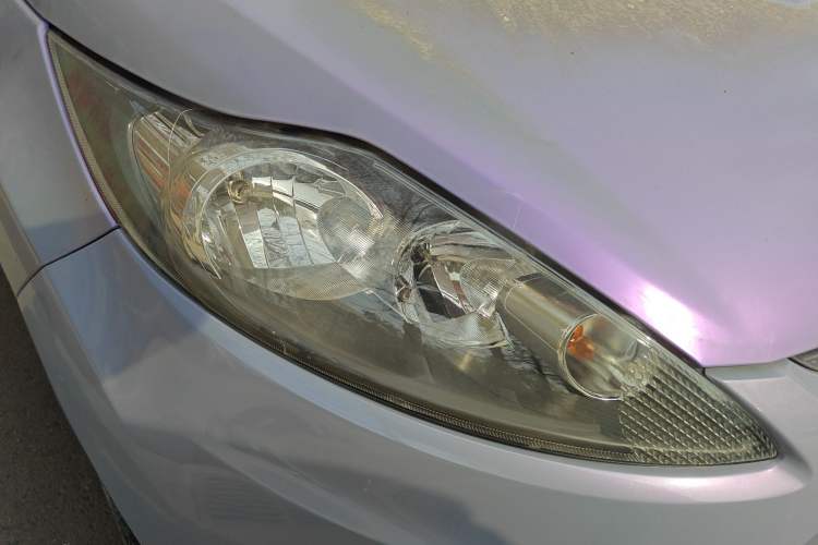 Used Ford Fiesta 2011 Hatchback 1.5L Automatic Fashion Edition Right Front Headlight