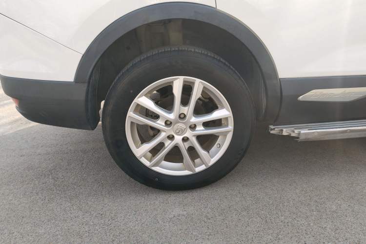 Used Baojun 560 2016 1.8L Manual Comfort Edition