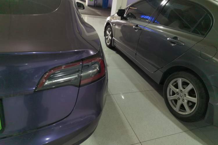 Used Tesla Model 3 2019 Standard Range Rear-Drive Upgraded Version
