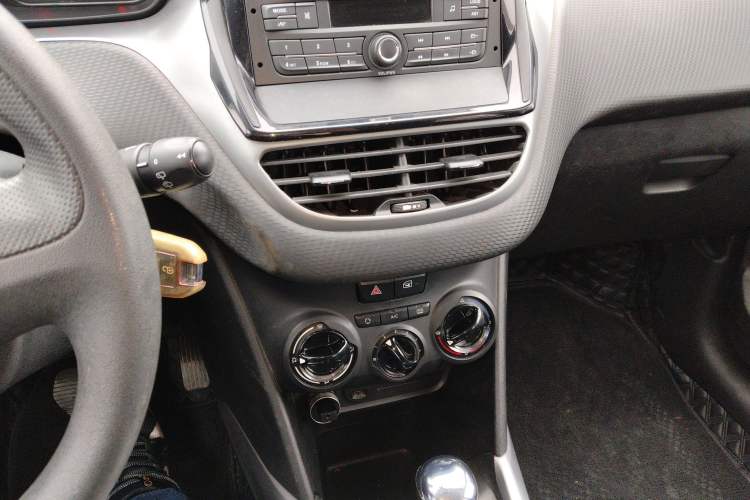 Used Peugeot 2008 2014 1.6L Automatic Trend Edition