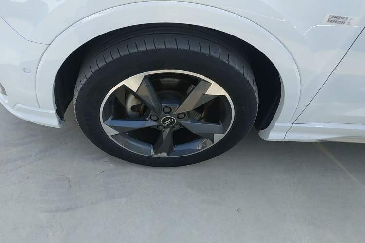 Used Audi Q3 2022 35 TFSI Fashion Dynamic Model