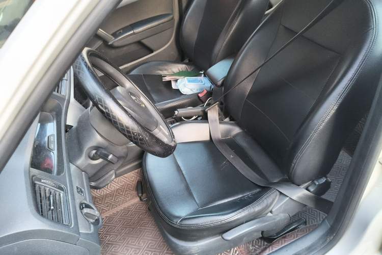 Used Volkswagen Lavida 2013 Revised Classic 1.6L Automatic Fashion Edition