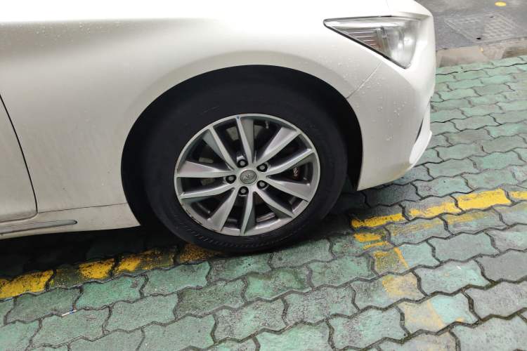 Used Infiniti Q50L 2018 2.0T Comfort Edition China VI Standard
